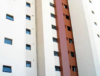 Janelas Maxim-ar em esquadrias de alumínio