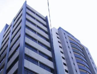 Janelas Maxim-ar em esquadrias de alumínio