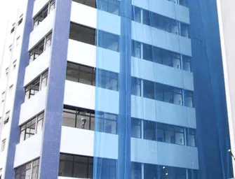 Janelas Maxim-ar em esquadrias de alumínio