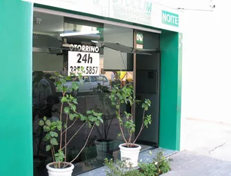 Fechamento de vidro temperado